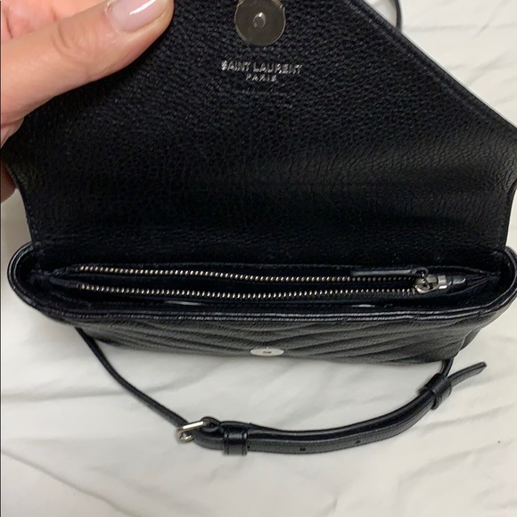 🔴SOLD🔴 Saint Laurent WOC - Picture 4 of 6